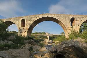 Pont Julien, römische Br�cke - Bonnieux © VF