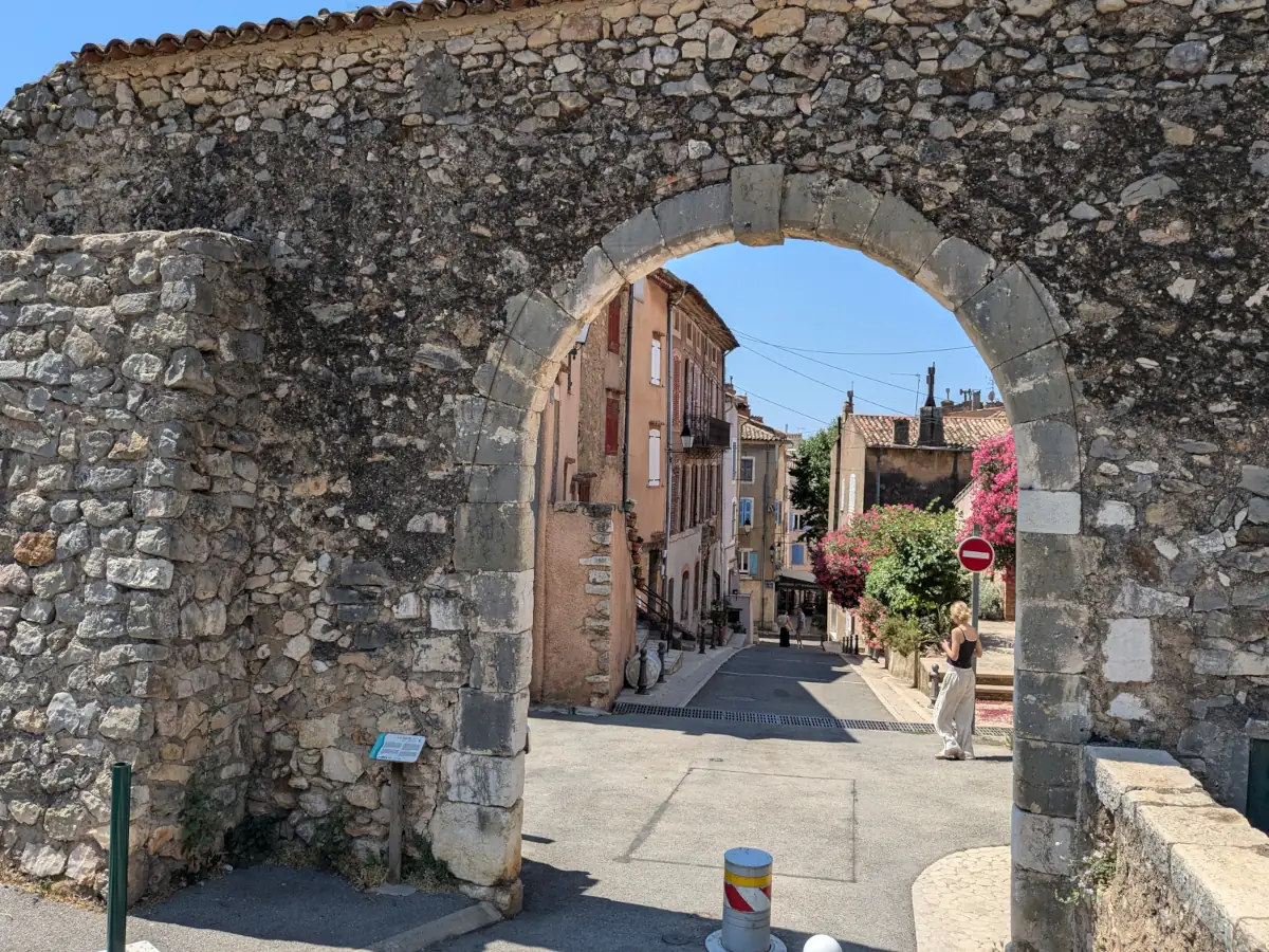 Les portes médiévales de Aups