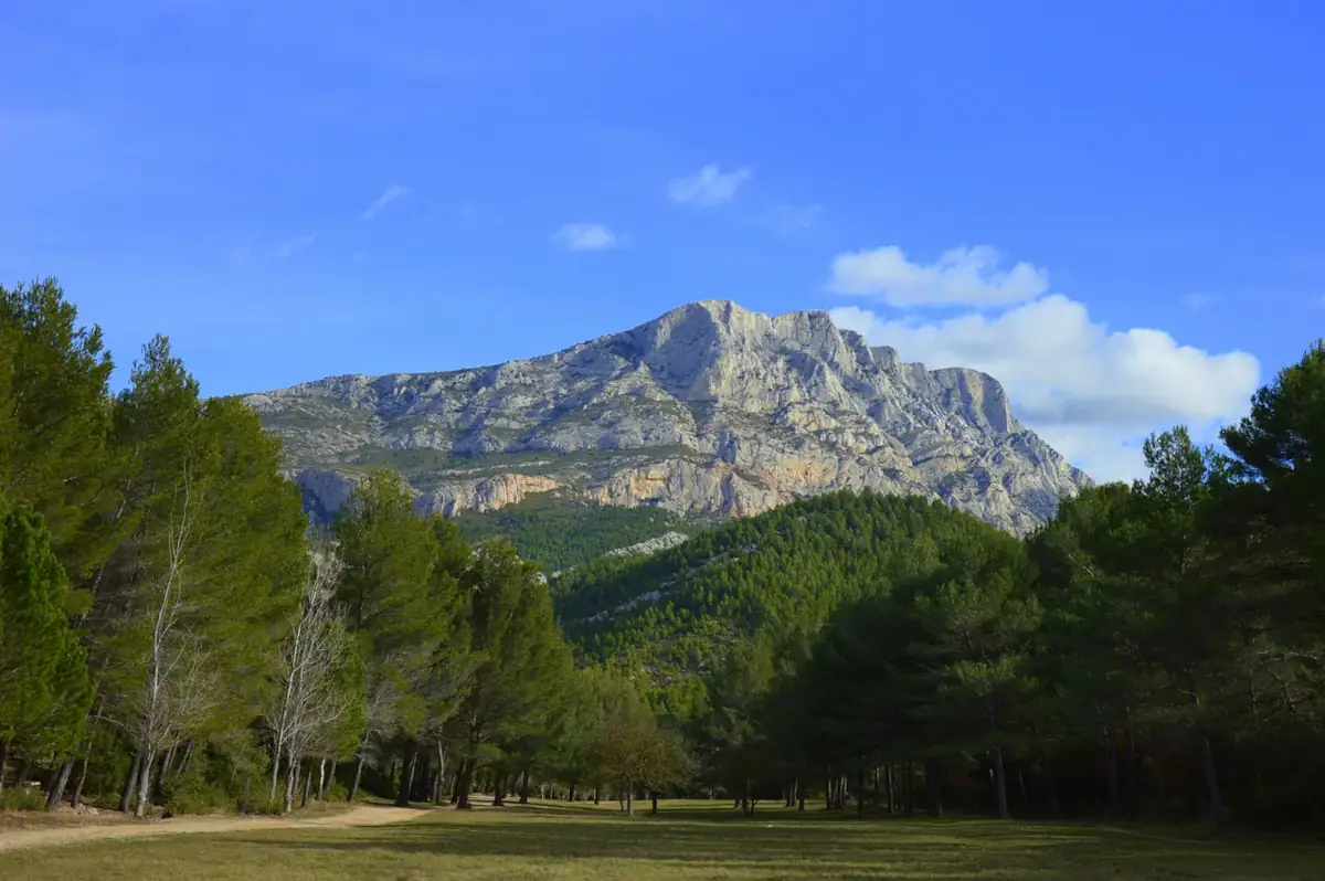 La Montagne Sainte Victoire © lecresois